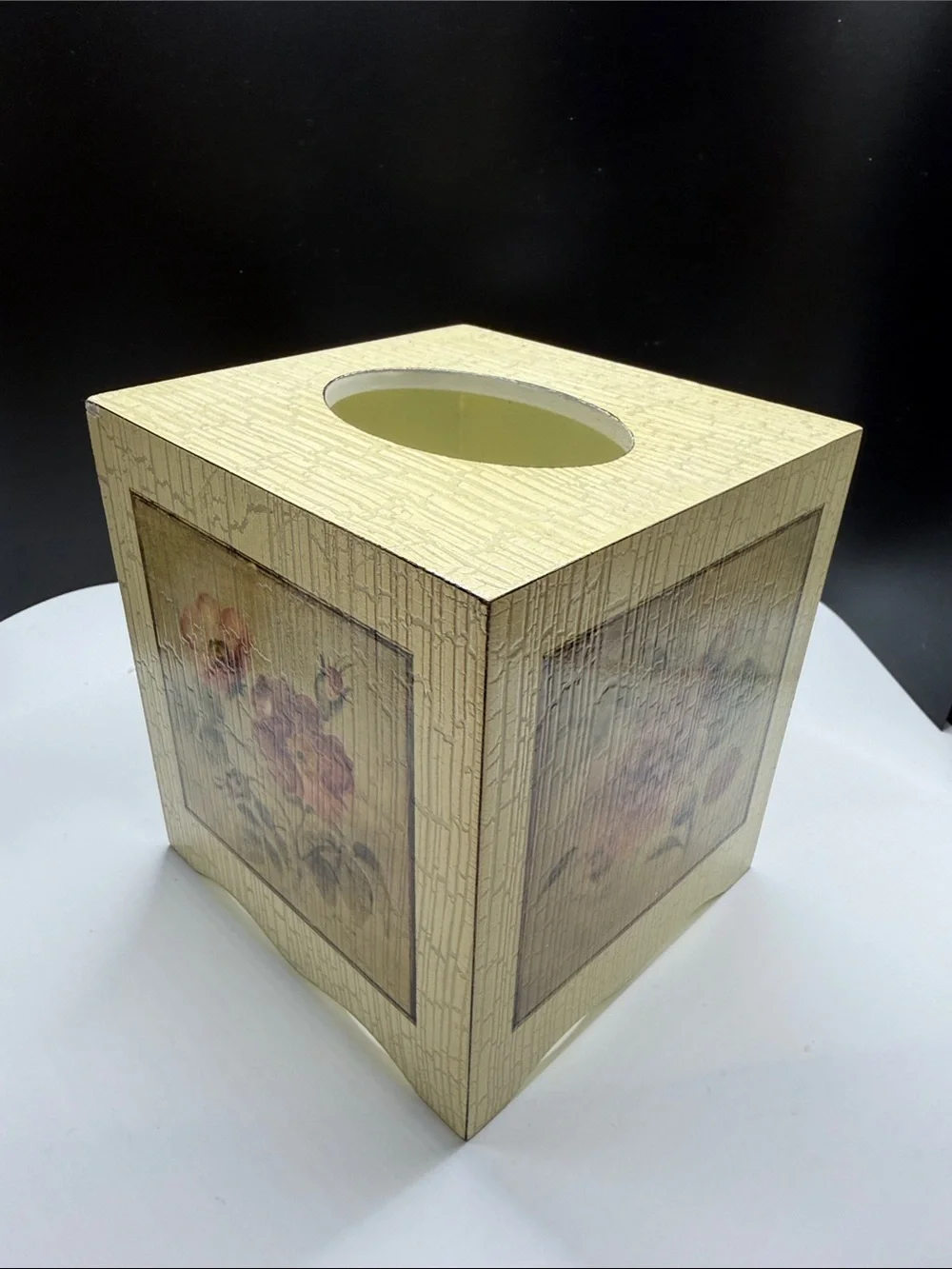Croscill Floral Wastebasket and Tissue Box Set - Beige Floral
